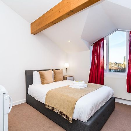 Riverbank Stay London Eksteriør bilde