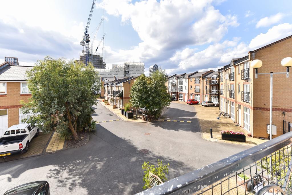 Riverbank Stay London Eksteriør bilde