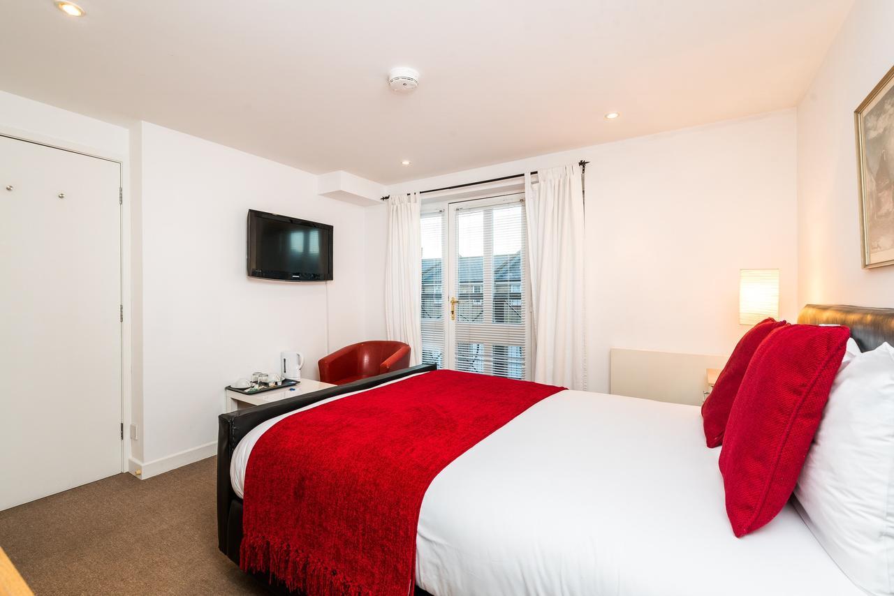 Riverbank Stay London Eksteriør bilde