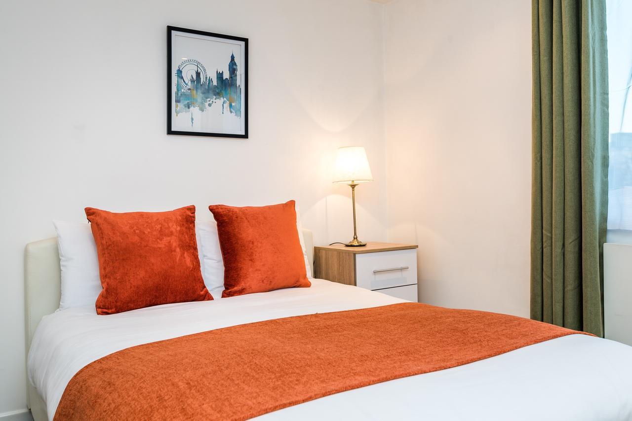 Riverbank Stay London Eksteriør bilde